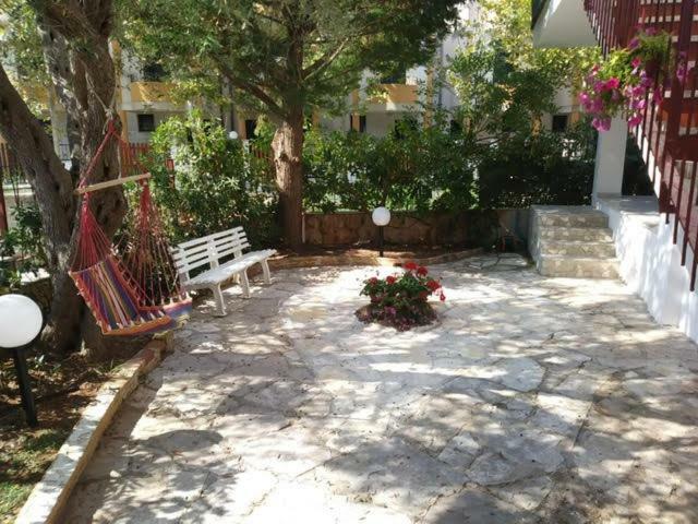 Hotel Arcobaleno Porto Cesareo Exterior foto